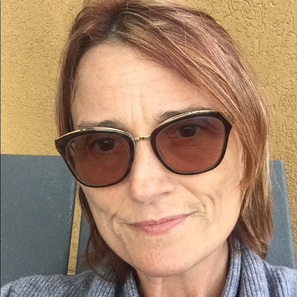 Meet your Posher, Ellen
